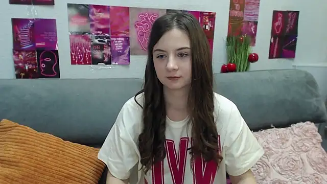 MilanaRoza online show from May 21, 5:05 am