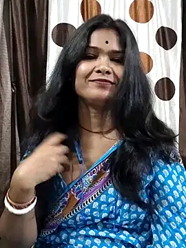 yoursweety09 online show from April 2, 11:57 pm