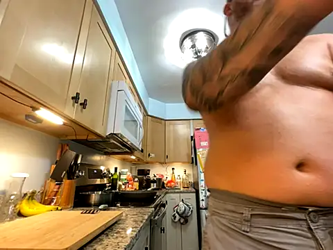 lancehungsandbaby online show from September 18, 2:26 pm