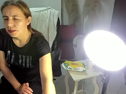 Milf karlye online show from May 12, 3:48 am