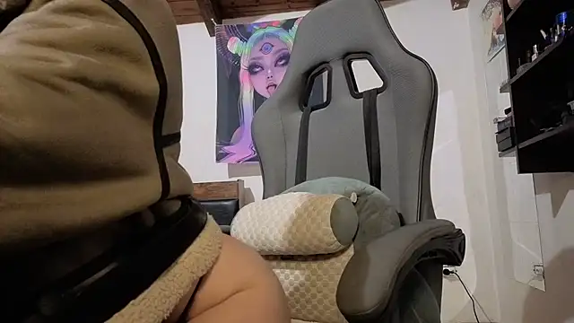 complicata mente online show from November 17, 4:30 pm