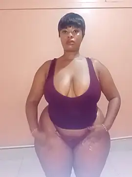 Luciouslips00 online show from May 23, 5:55 pm