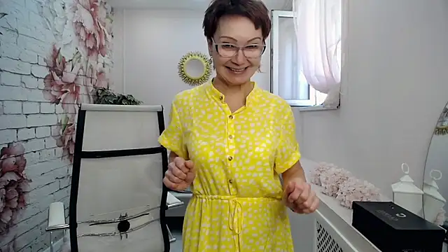 Cutie Asya online show from June 8, 5:19 am