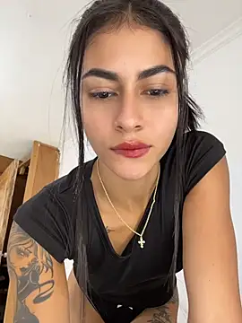 emilie xx  online show from May 5, 2:42 pm