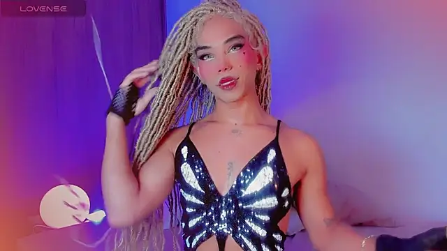 DanniLee  online show from March 28, 7:02 pm