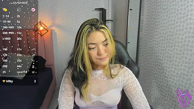 DENISERICHARD2 online show from January 6, 2:26 am