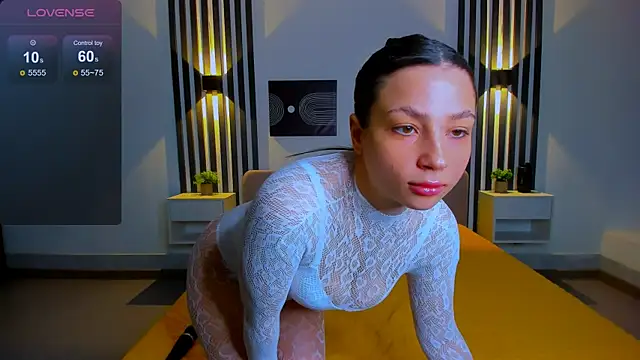 Tanita Lambic online show from December 16, 1:11 am