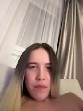 Diamond lucyy online show from October 3, 10:26 pm