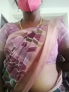 Snapshot of Preethytamilsexy chatting on October 2, 6:07 am Preethytamilsexy online show from October 2, 6:07 am
