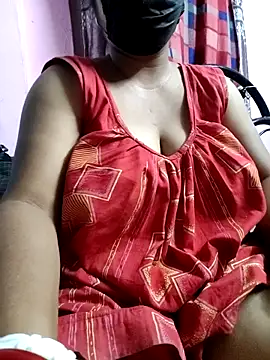 BERRY 00 online show from May 11, 6:27 pm