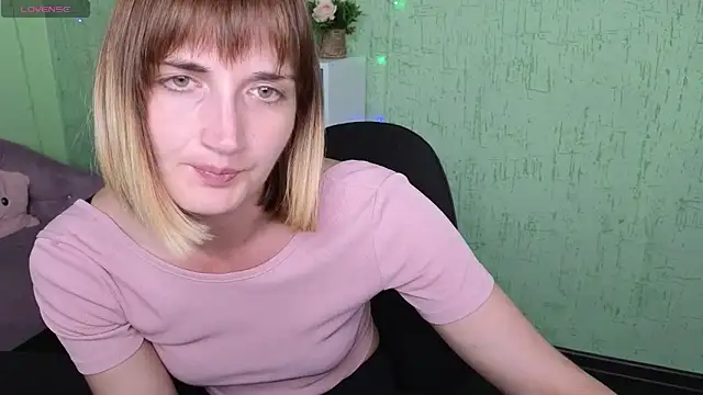 Nika Kitten online show from May 14, 10:32 am