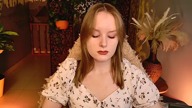 VivienLeeigh online show from May 23, 5:17 am