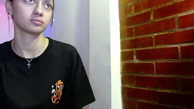 holy juli online show from March 22, 3:23 am