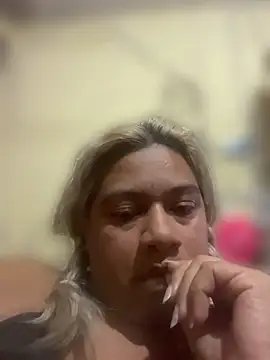 DanielitaWM online show from April 14, 4:56 am