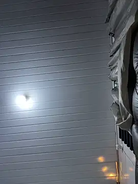 luara1988 online show from December 3, 10:06 am