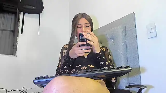 camila bigcock169 online show from March 3, 3:56 am