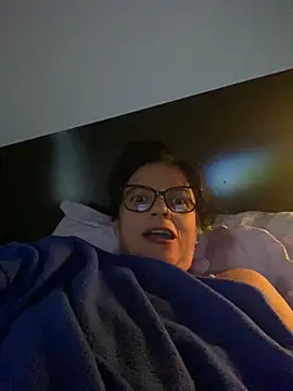 Sharongirl07 online show from December 19, 11:35 am