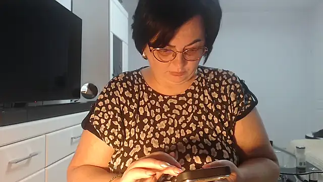 Amandamuller1982 online show from April 27, 8:17 pm