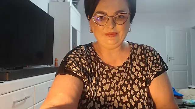 Amandamuller1982 online show from May 22, 2:59 pm