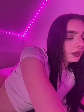 AdelinaAlia online show from May 13, 8:36 pm