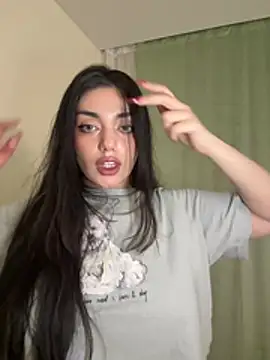 Sweet Khalifa  online show from January 9, 3:38 pm