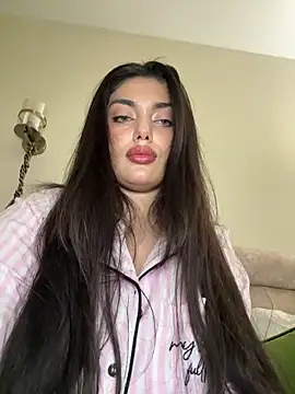 Sweet Khalifa  online show from January 6, 2:54 pm