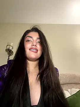 Sweet Khalifa  online show from January 8, 2:32 pm