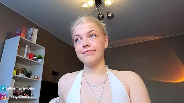 Maya Rave online show from April 7, 4:58 am