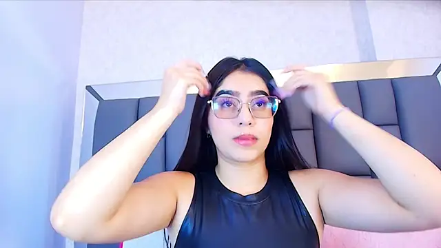 Amy wats0n online show from May 6, 7:29 pm