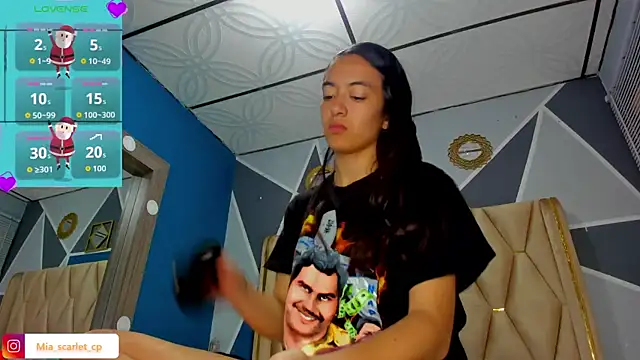 Mia scarlet69 online show from December 22, 12:19 pm