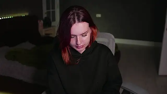 LisaElfy online show from May 8, 5:16 pm