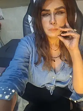 pareeti online show from March 17, 8:02 pm