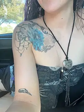 thevixenviolet online show from June 13, 10:40 pm