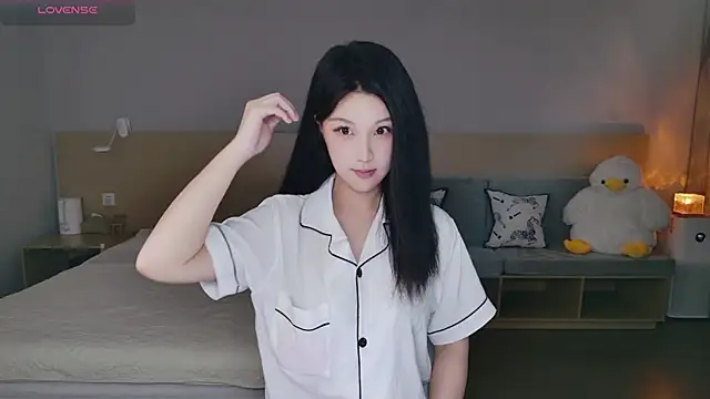 Snapshot of Lucky-baby chatting on September 23, 1:09 pm Lucky-baby online show from September 23, 1:09 pm