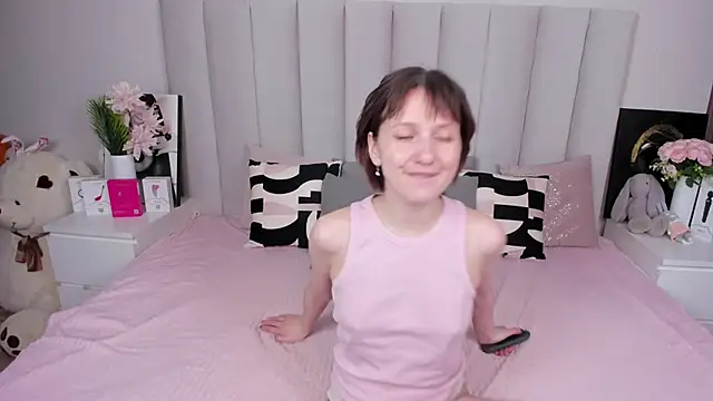 MiaKarlos online show from May 4, 1:42 am