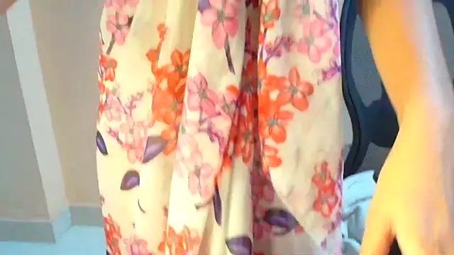 Chandani-Love online show from May 6, 2:21 pm