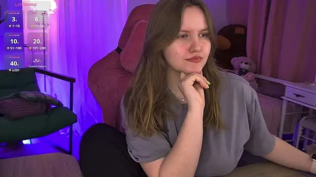 KellyPoter online show from May 9, 5:42 am