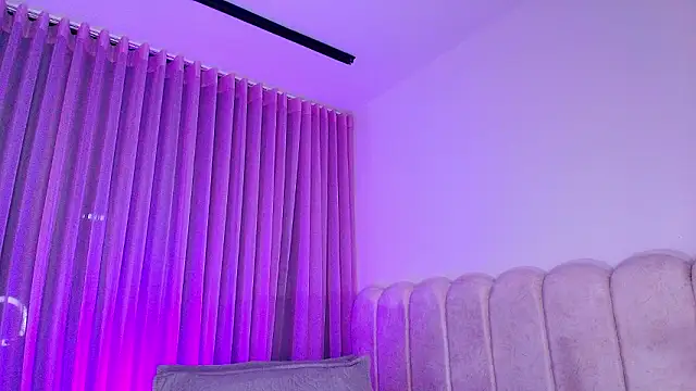 mia stanfort online show from February 5, 7:28 pm