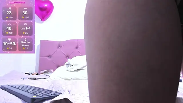 Melinaa-sex online show from October 10, 11:59 am