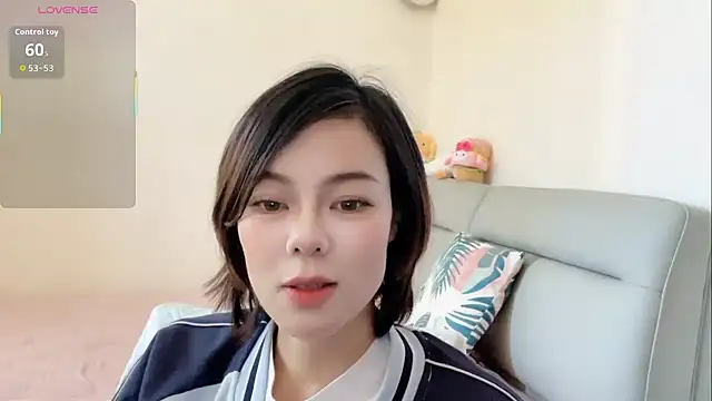Linda-LL online show from May 1, 2:48 am