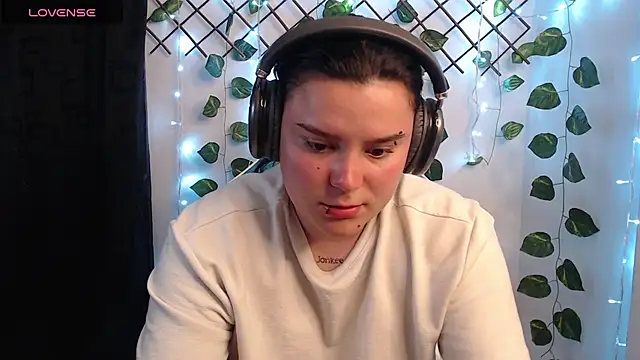 Nika 1  online show from May 11, 12:35 am