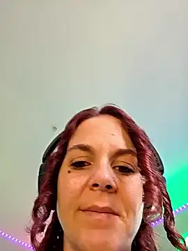 thatonespicychick online show from January 7, 5:38 pm