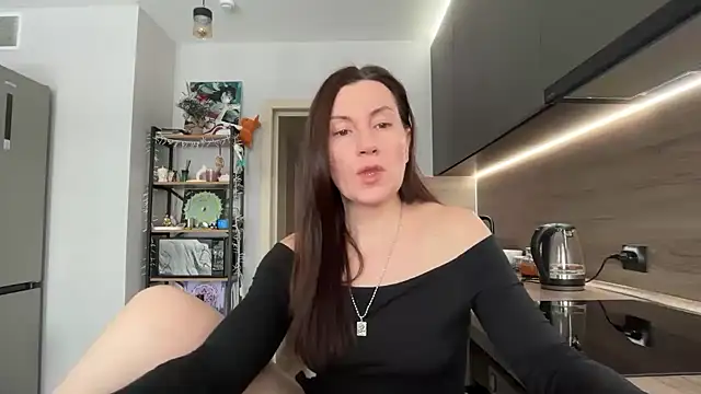 jainesummer online show from February 5, 9:01 am