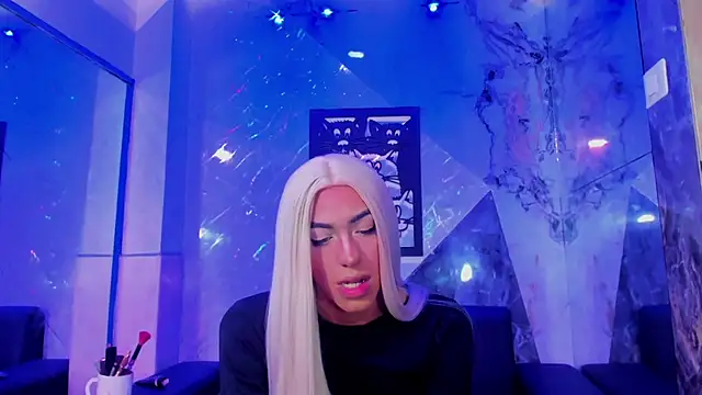 Isabella stanford2 online show from May 17, 3:49 am