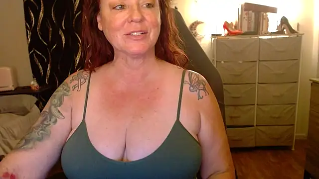 Nikkimastersgirl1091 online show from May 4, 5:06 pm