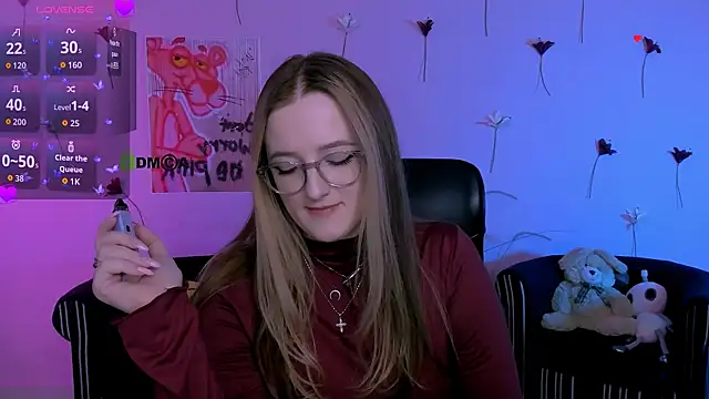 luna berryy online show from April 29, 2:48 am