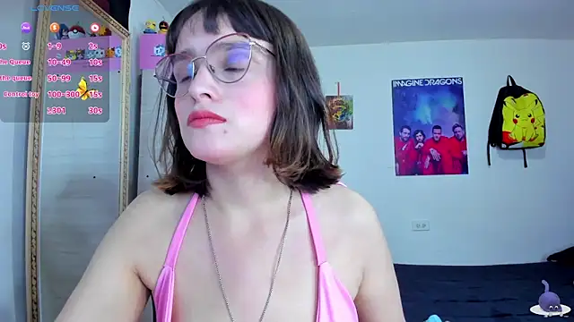 Snapshot of Lucyy-hess chatting on September 24, 8:41 pm Lucyy-hess online show from September 24, 8:41 pm
