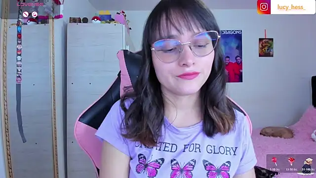 Lucyy-hess online show from May 13, 9:20 pm