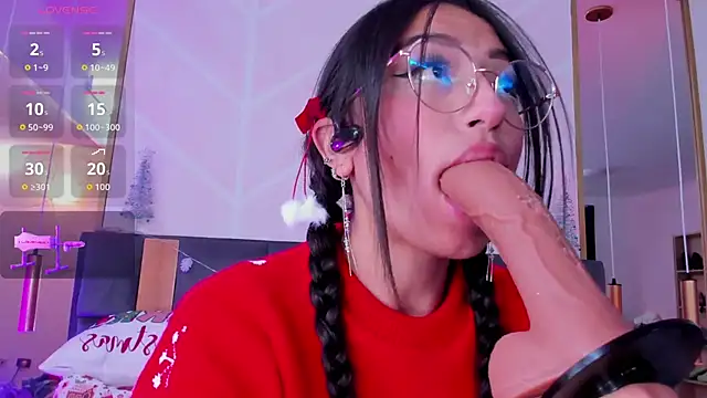 MadyJackson online show from December 21, 12:31 pm