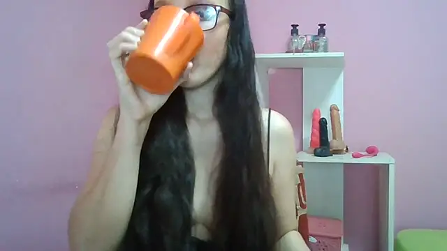 LolaBoobs online show from May 23, 8:01 am